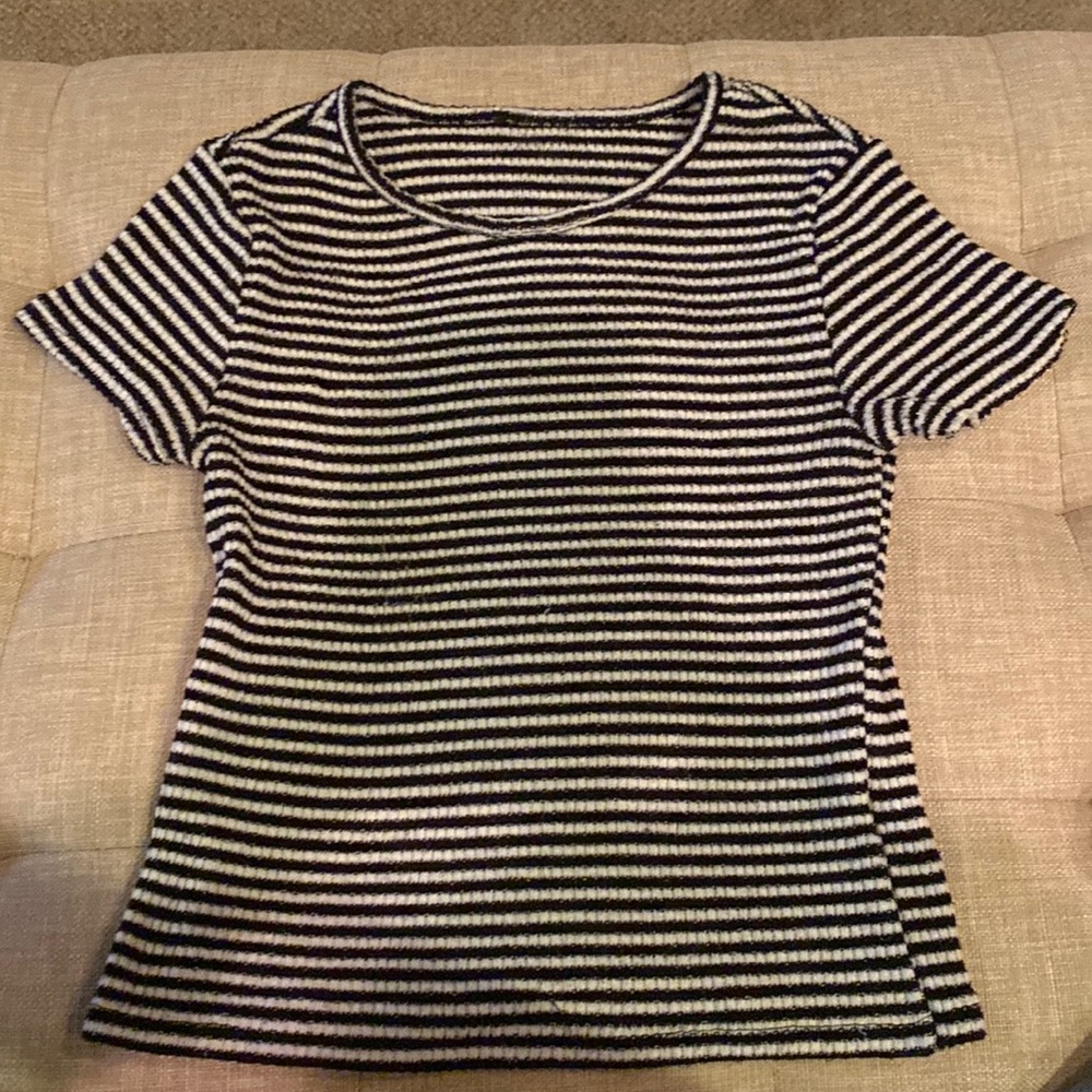 Target Brand Black and white striped cropped top. Size Small! Good Condition!